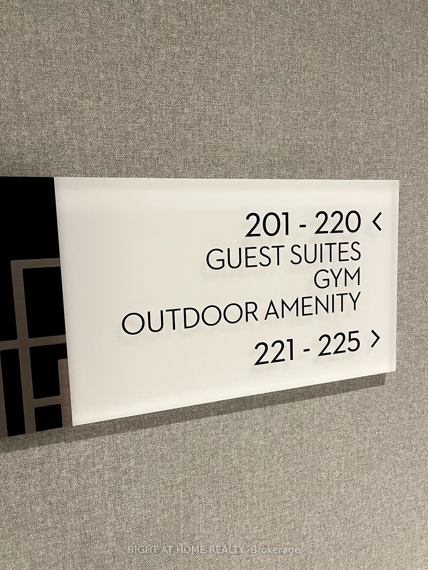 2020 Bathurst St 316