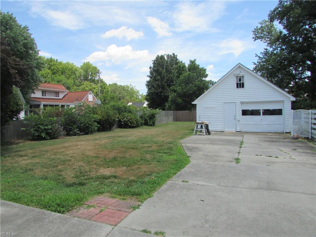 230 Hampton Roads Avenue