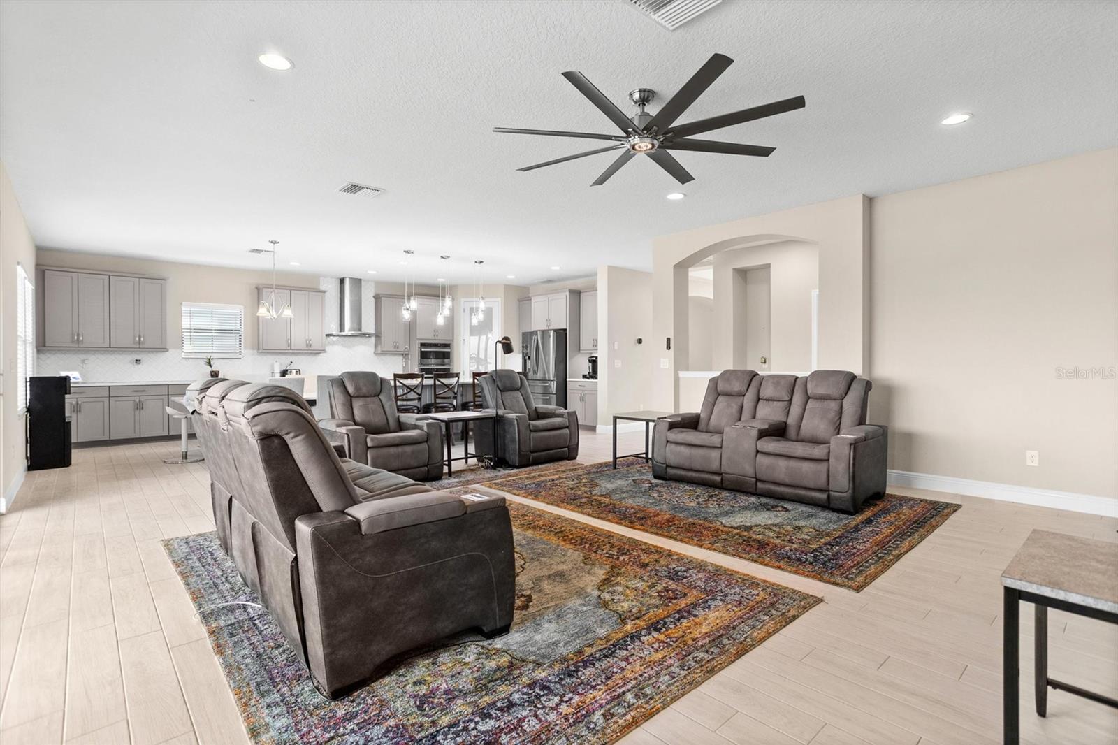 12850 Boggy Creek Drive