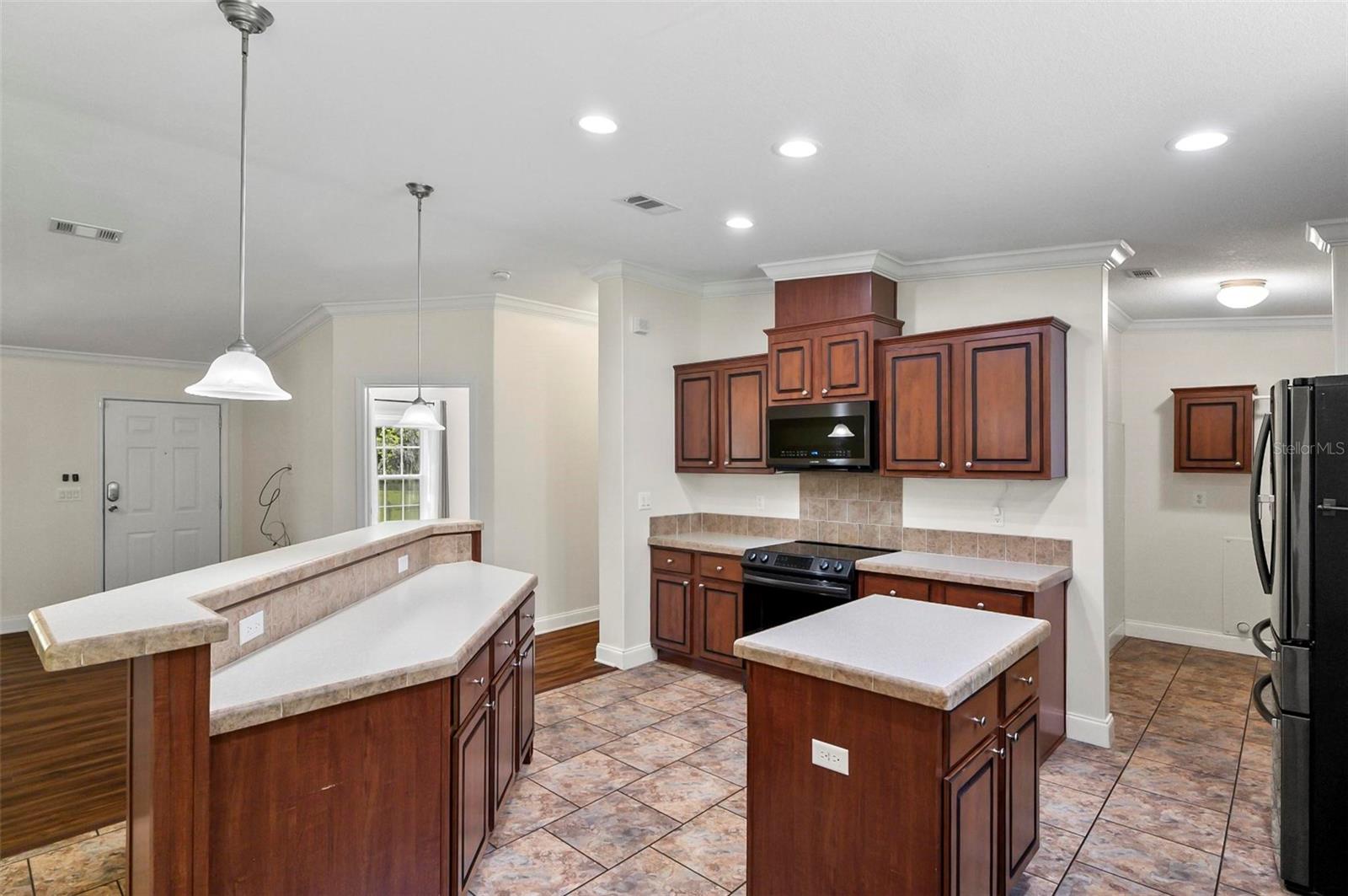 398 Old San Mateo Road
