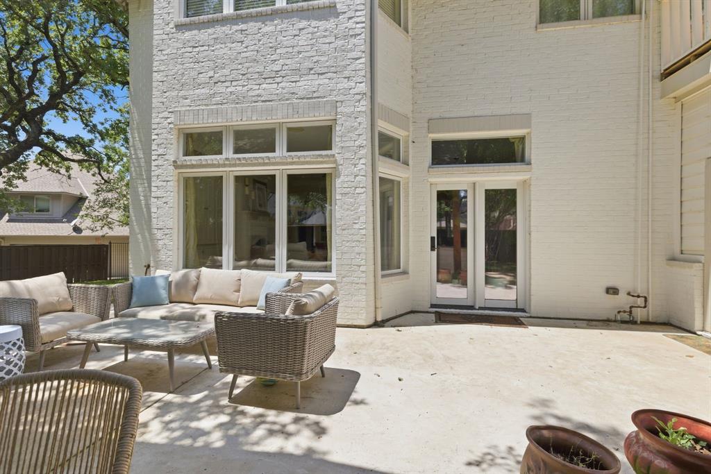 605 Shady Brook Court