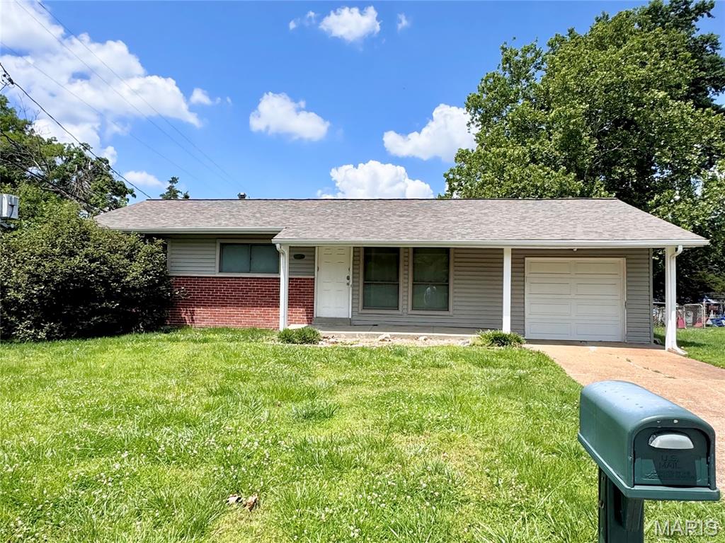927 Flair Court
