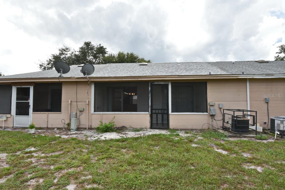 2809 Waxy Willow Lane