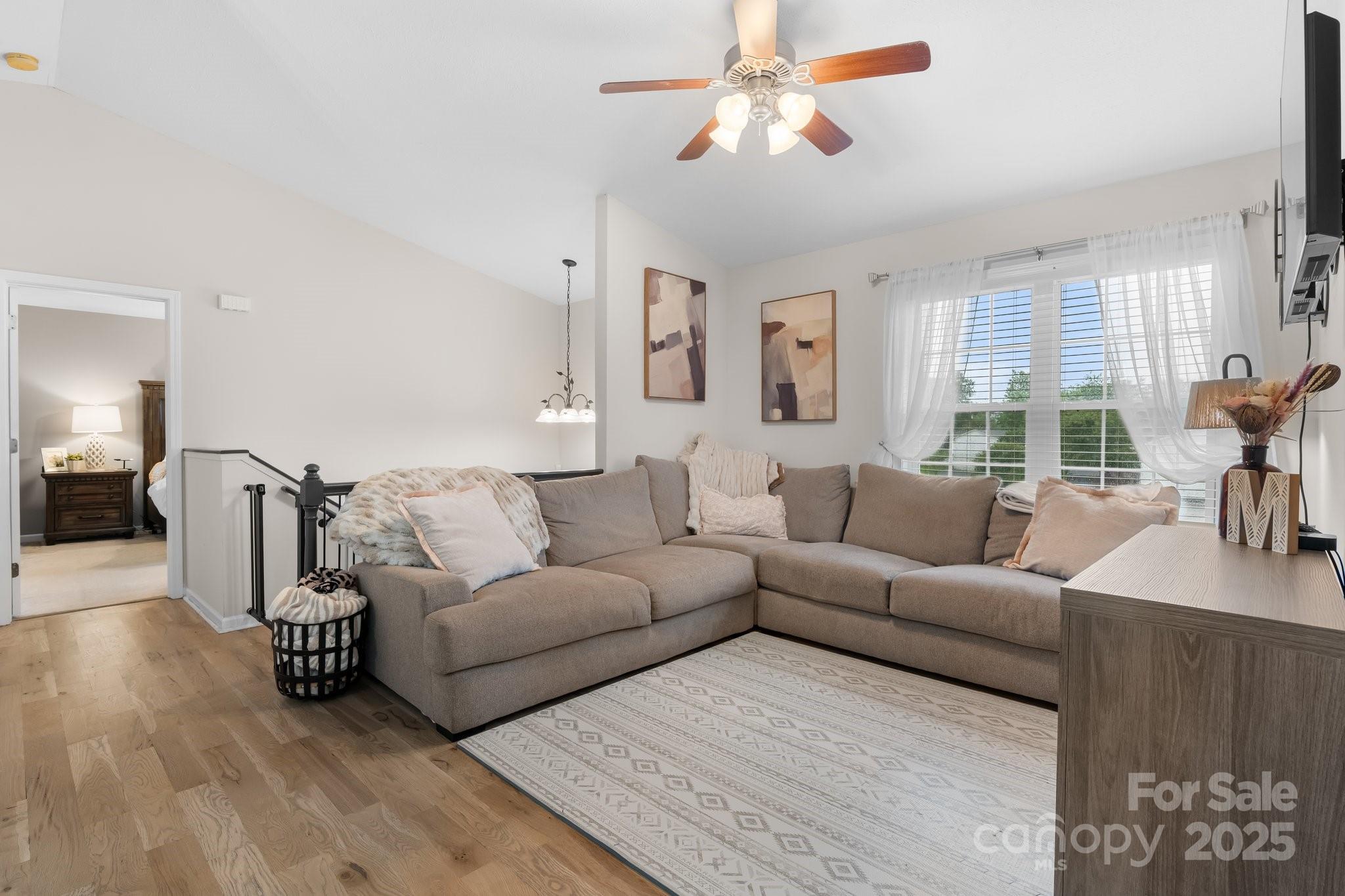 3311 Lilac Lane