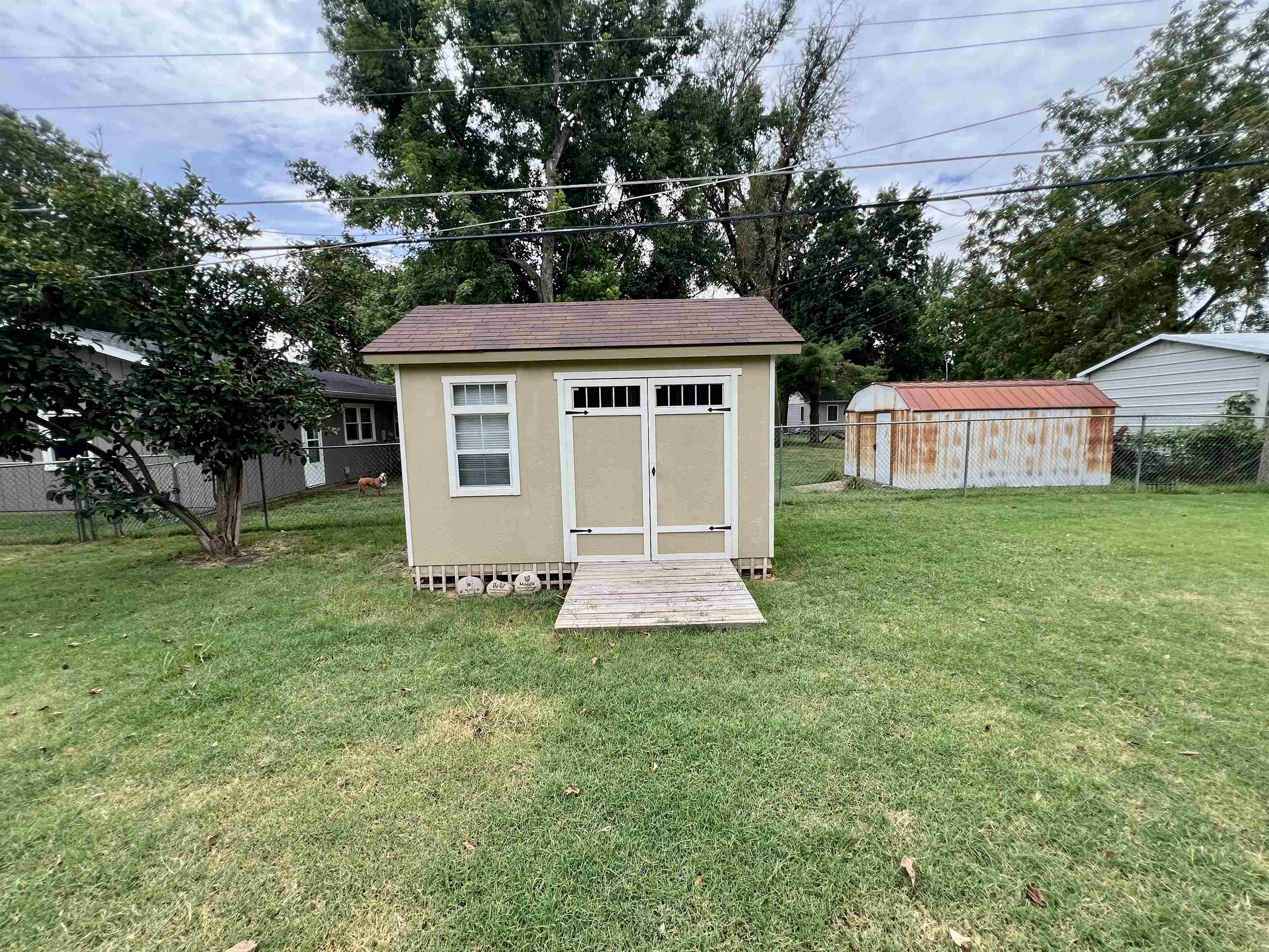 261 Greenway
