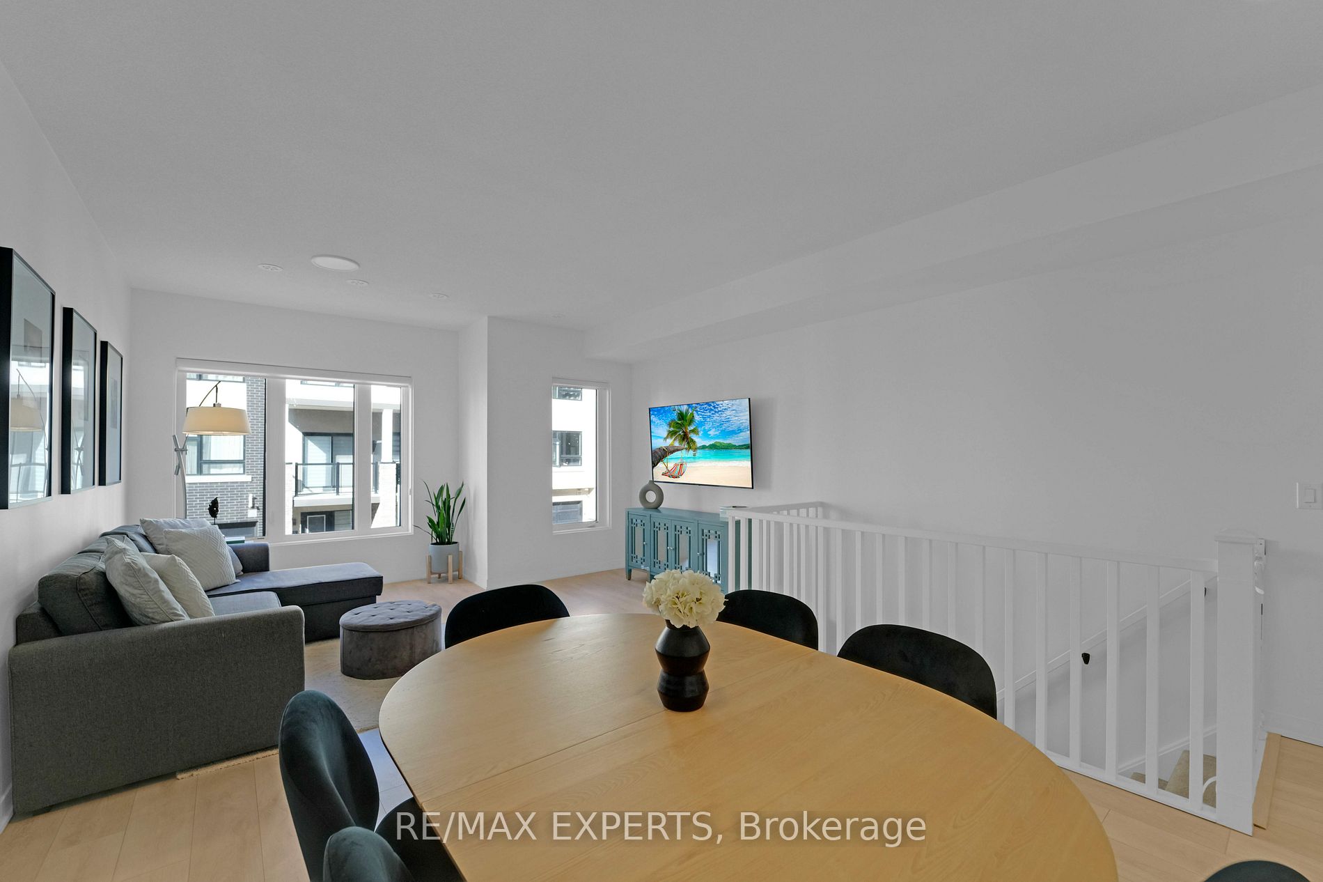 1095 Cooke Blvd 37
