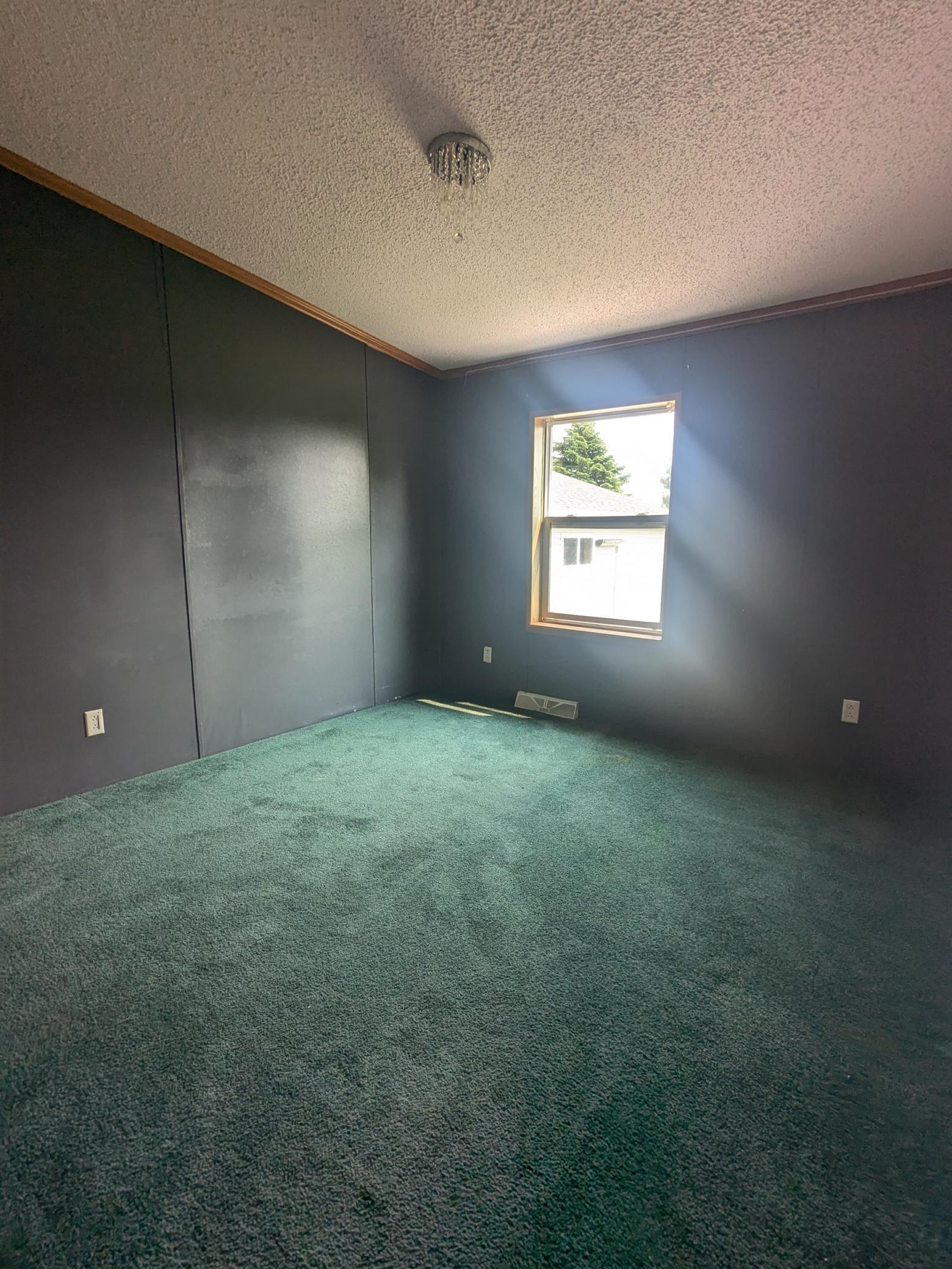 204 6th Street W