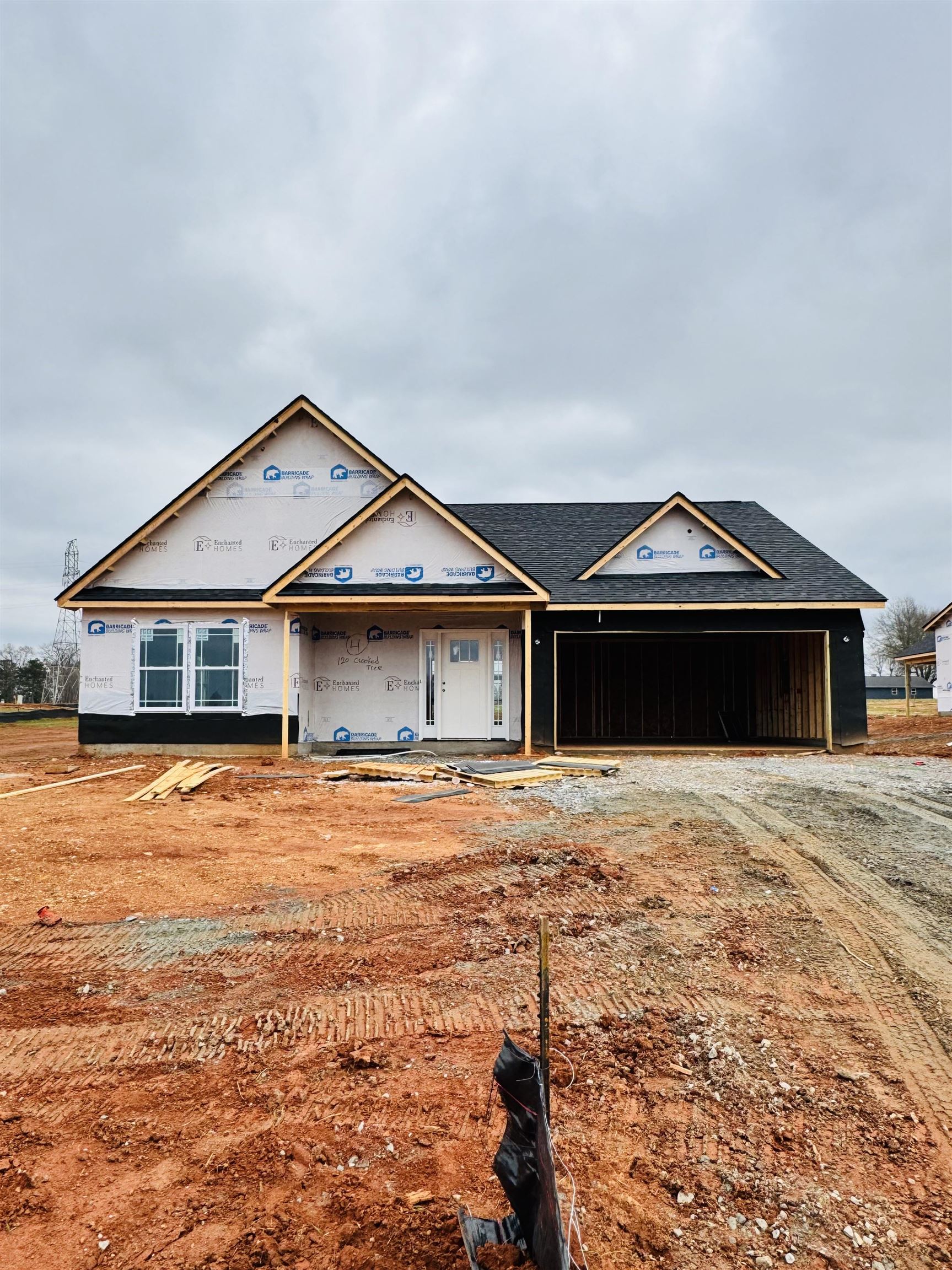 Welcome to Bent Tree! The new development in Grassy Pond provides a gorgeous, rural setting with convenience close by. Large lots and spacious homes designed with elegance, charm and YOU in mind! The "Franklin" plan offers a beautiful, modern layout. Split floor plan, open concept in living room, dining, and kitchen. Complete with chair rail, crown molding, and rope lighting. ***Up to $12,500 concession towards buyer's closing costs if using preferred lender & attorney!**