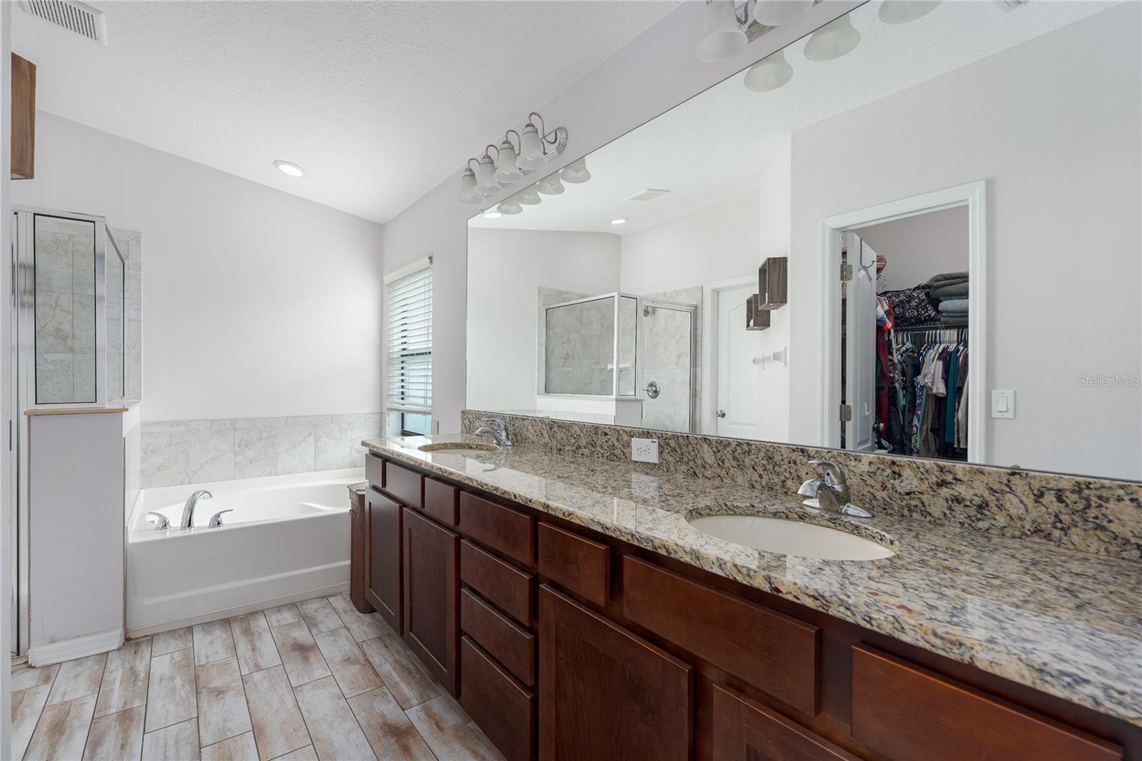 9236 Raes Creek Place