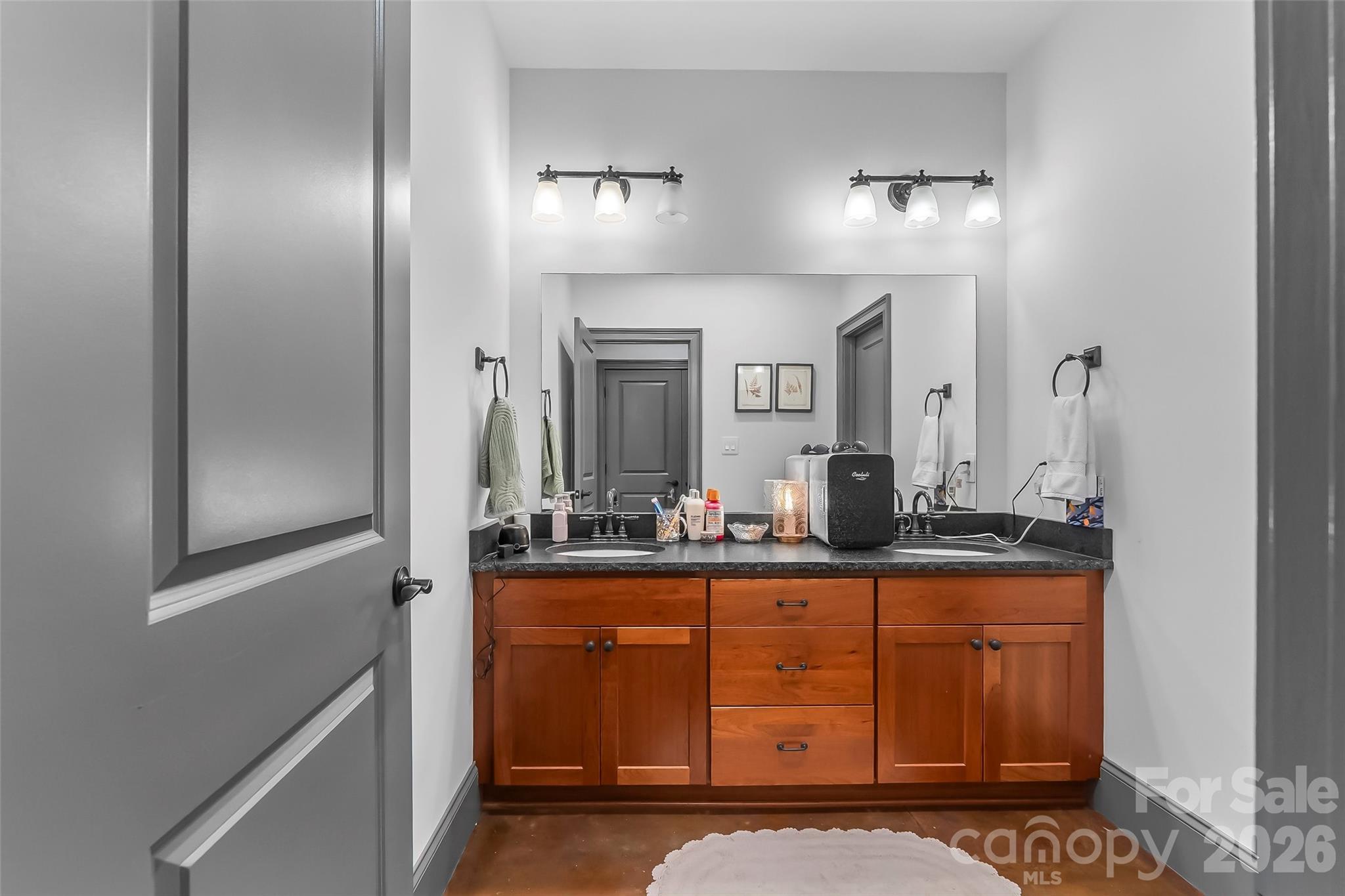 5069 Lighthouse Court