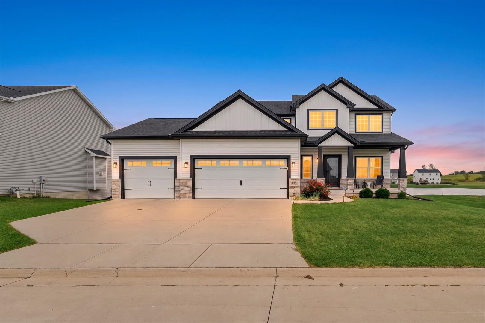 1920 Roseland Drive