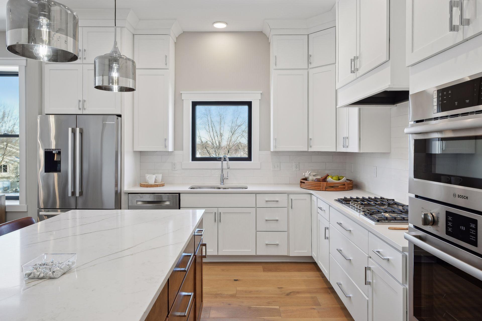 5734 Shady Oak Road S 12