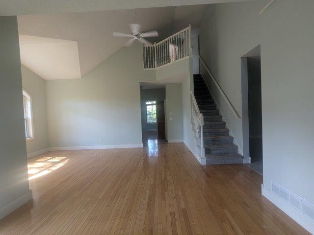 920 Oakcrest Drive