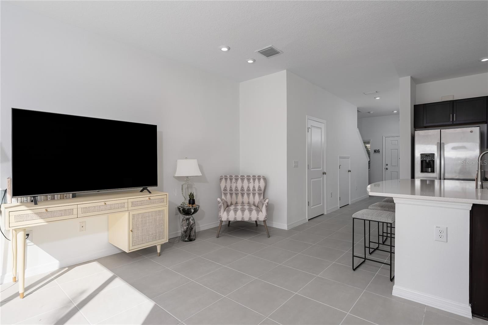 6345 Willowside Street