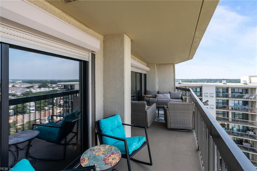 2830 Shore Drive 1103