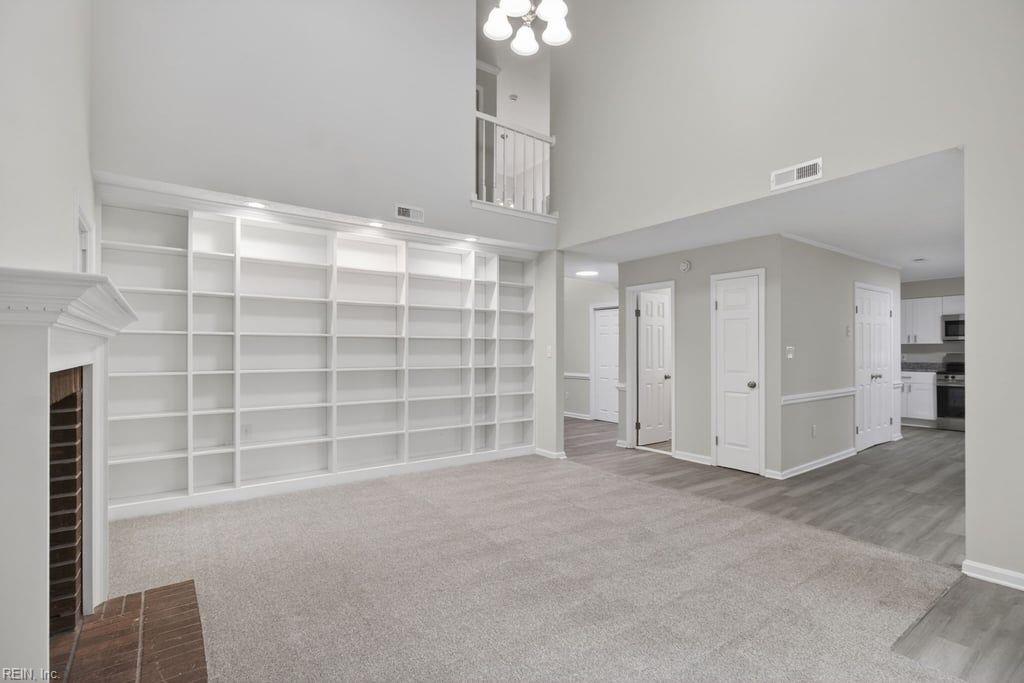 824 Lancaster Lane
