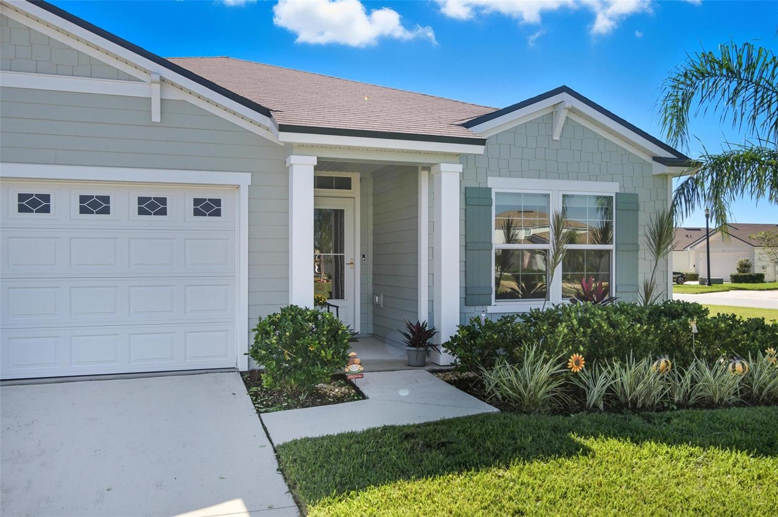 2 Pinnacle Place