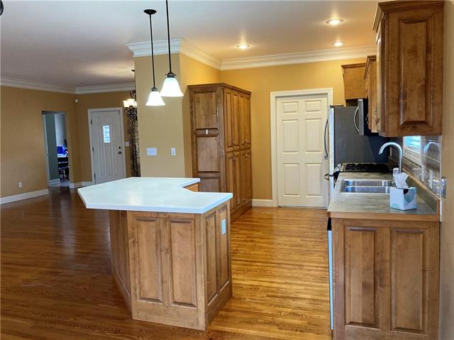 612 Carriage Court