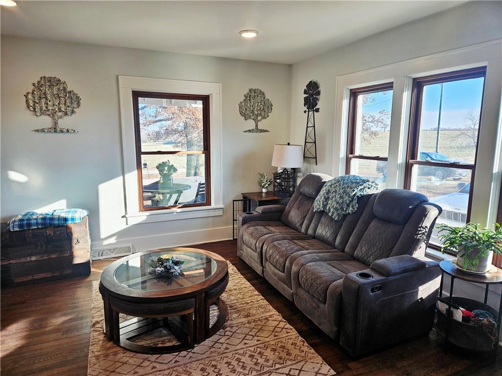 33253 Cedar Niles Road