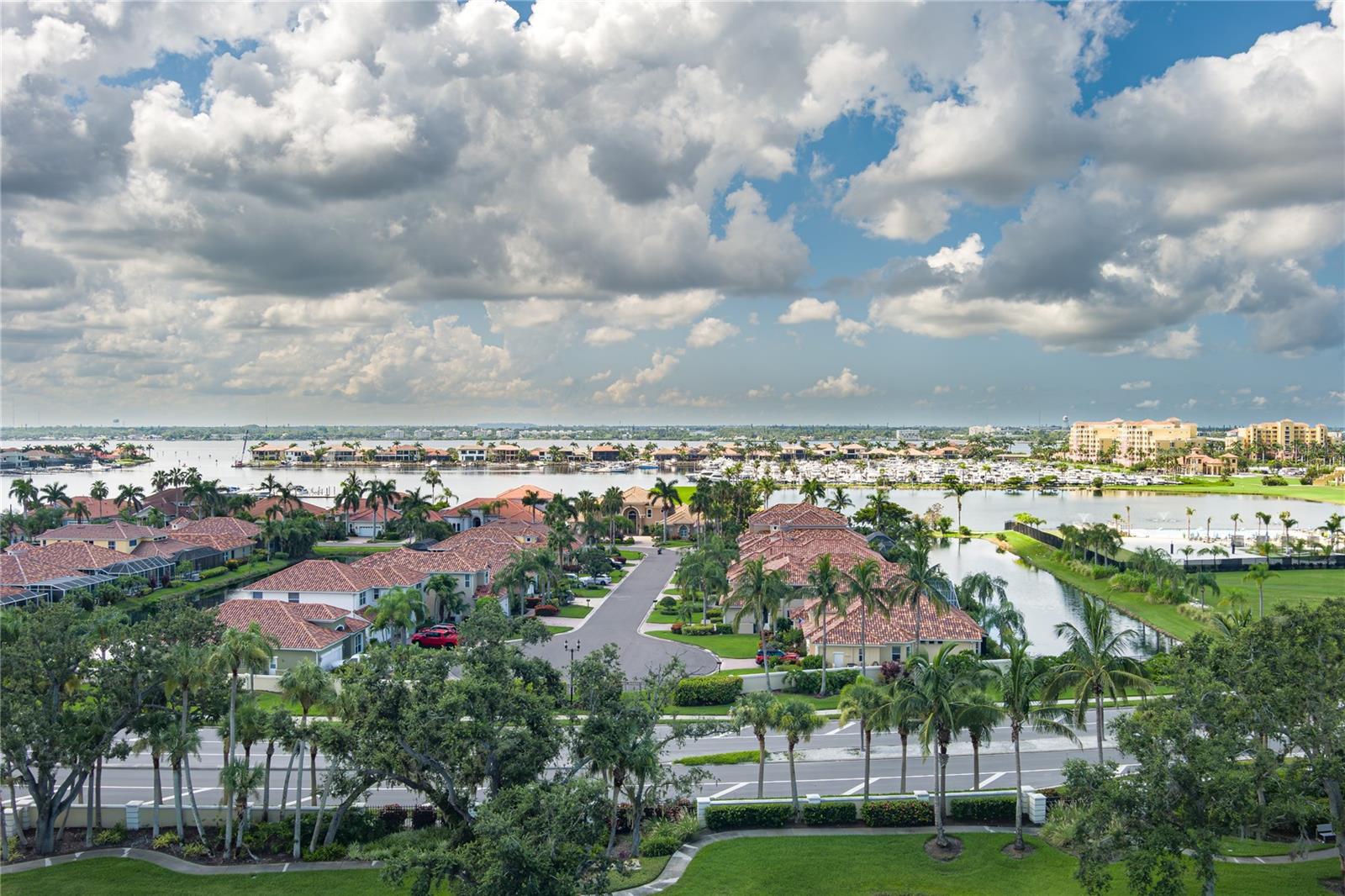 501 Haben Boulevard 605