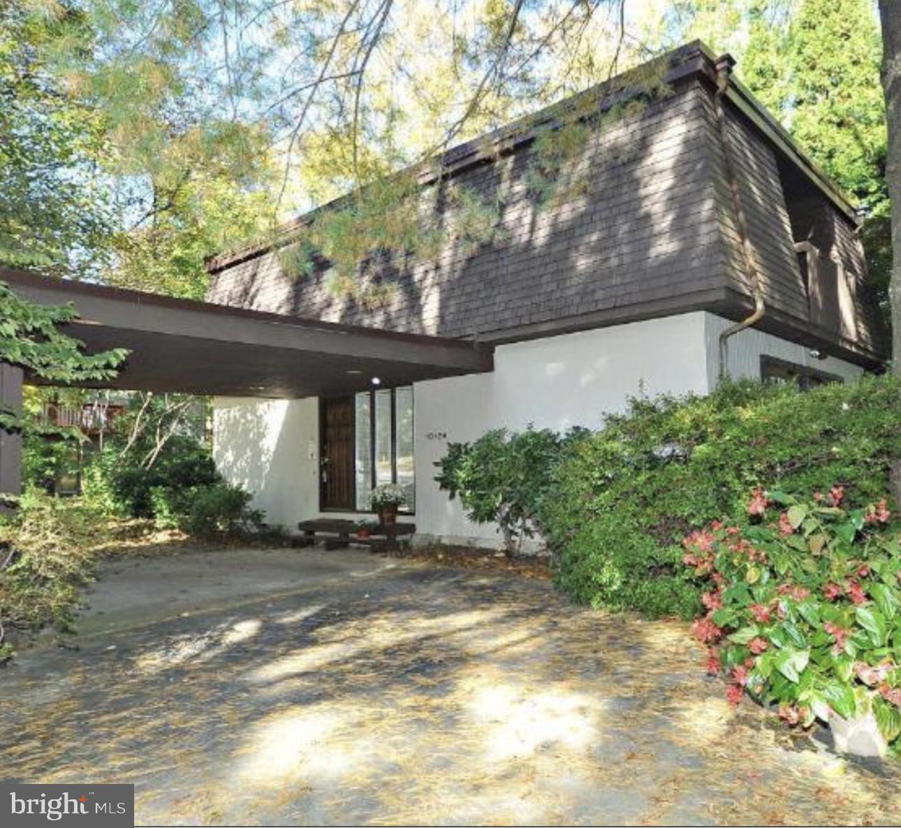 10124 Pasture Gate Lane