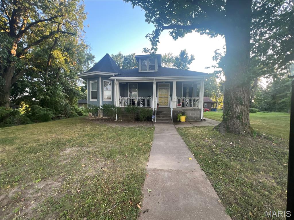 2218 Switzer Avenue