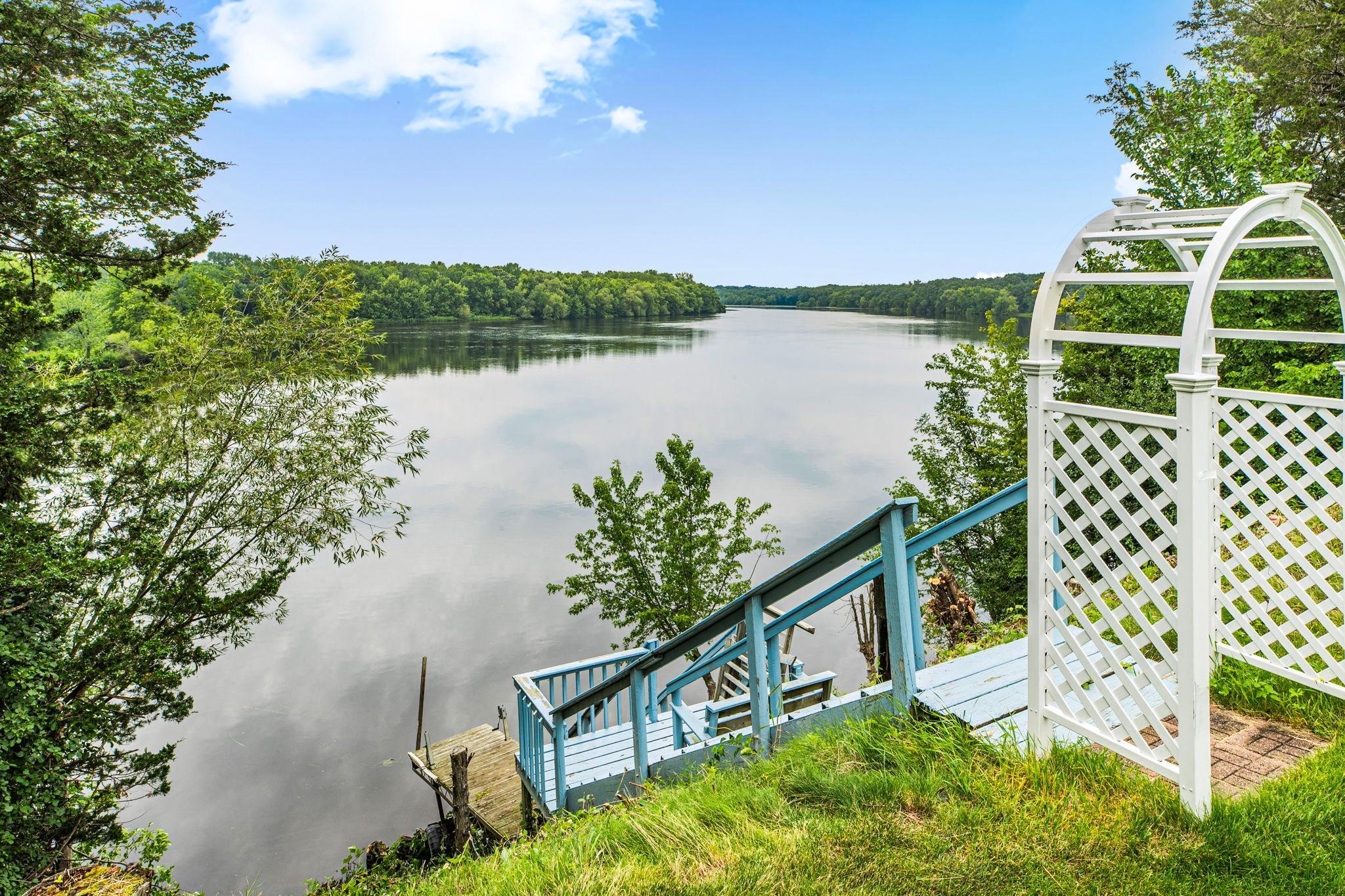 10315 Ferry Point Place NW