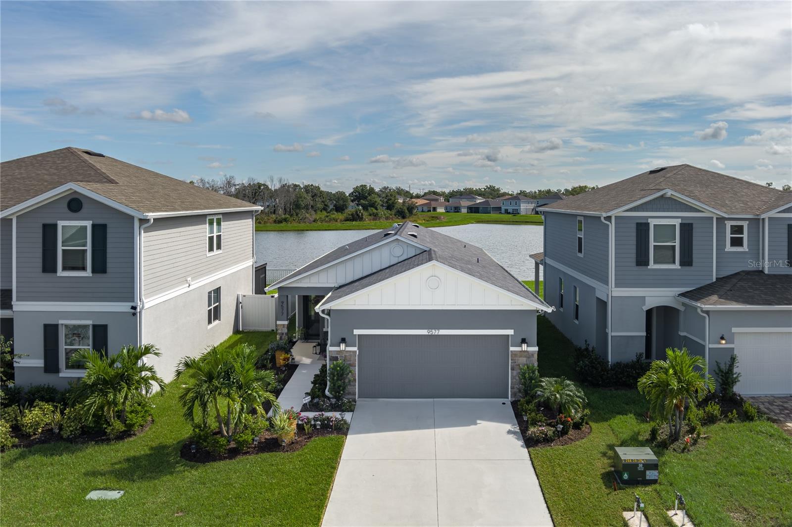 9577 Sandy Bluffs Circle