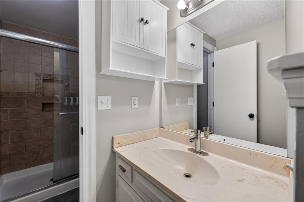 600 NE 114th Street