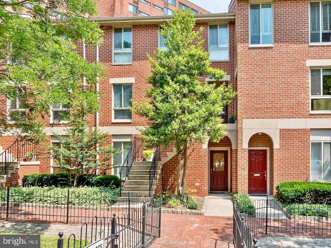 One free month's rent with 18-month lease. 670 Minimum credit score.  No pets and no smoking.Beautiful 2-bedroom, 2 full bath open floorplan condo with hardwood floors throughout the entire unit.  Unit overlooks courtyard. Kitchen was remodeled in 2023 and features granite countertops, stainless-steel appliances and a breakfast bar.  New washer/dryer March 2025. Living room/dining room area highlighted with built-in fireplace and custom trim work. Parking permit included and lot is right behind unit. Internet included in rent. Close to everything downtown. 2 blocks from the harbor & walking distance to stadiums and Federal Hill! Easy access to I-95 or I-83 for commuting. Condo is in one of the original buildings in this development and has concrete between levels and units to aid with noise reduction in and between units.