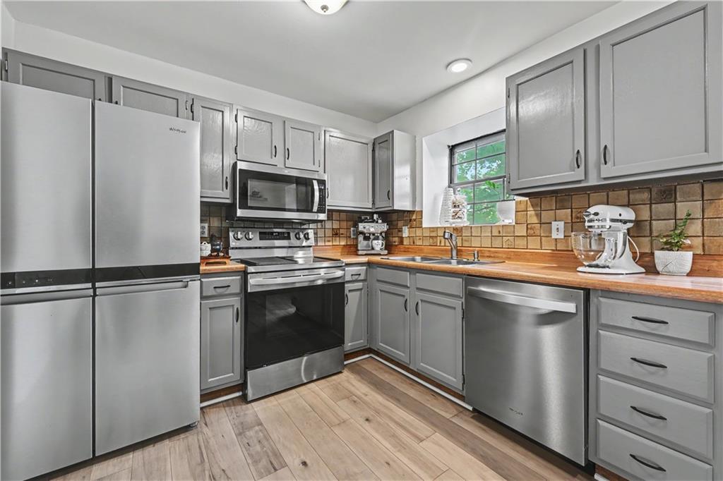 12918 W 108th Street