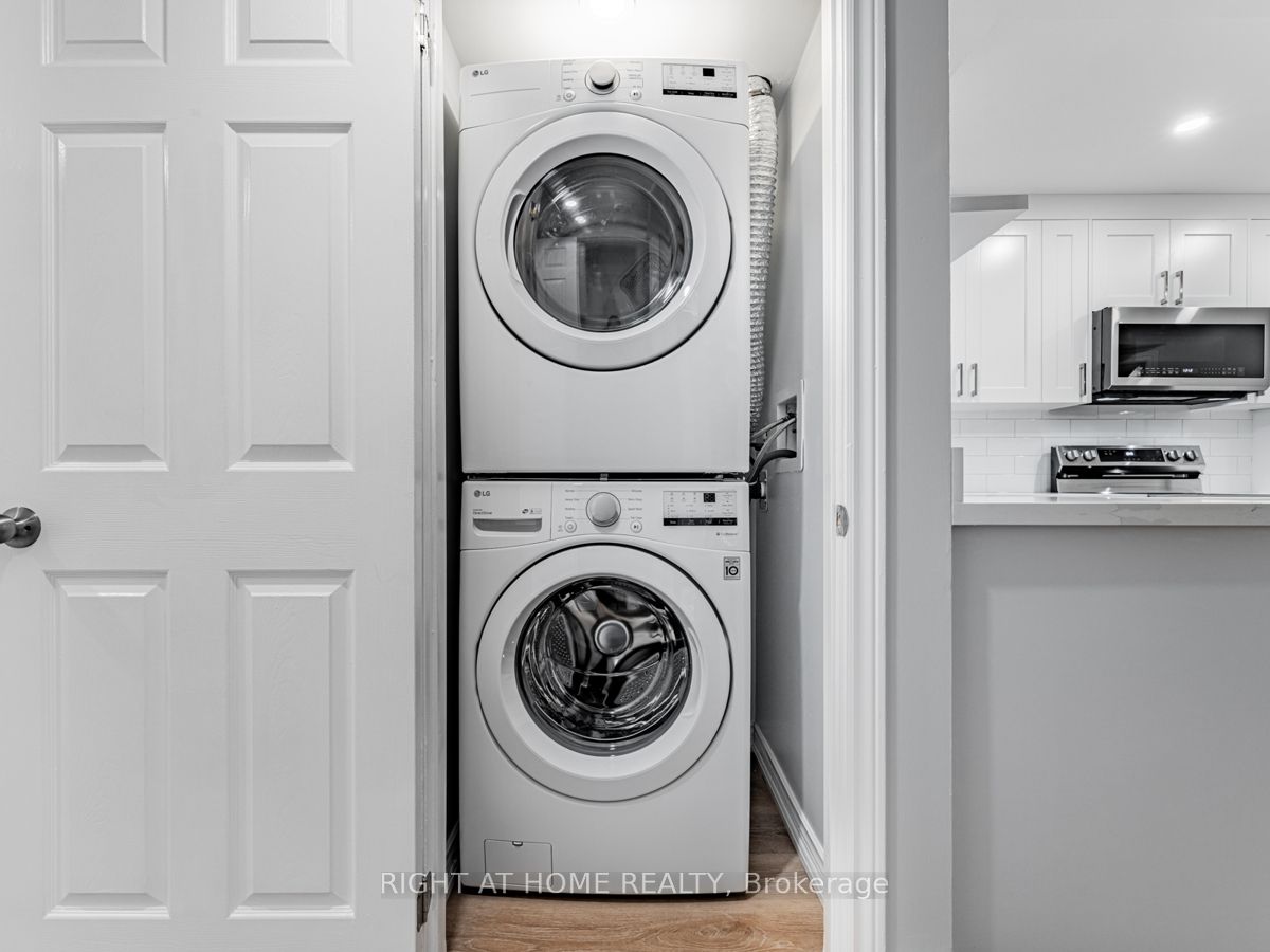 108 W Redpath Ave 26