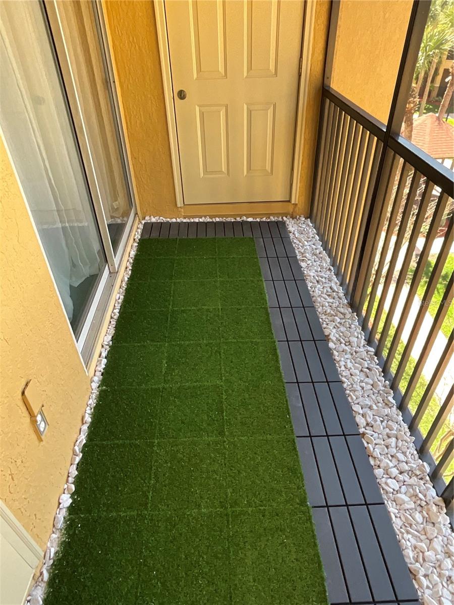 4323 Bayside Village Drive 327