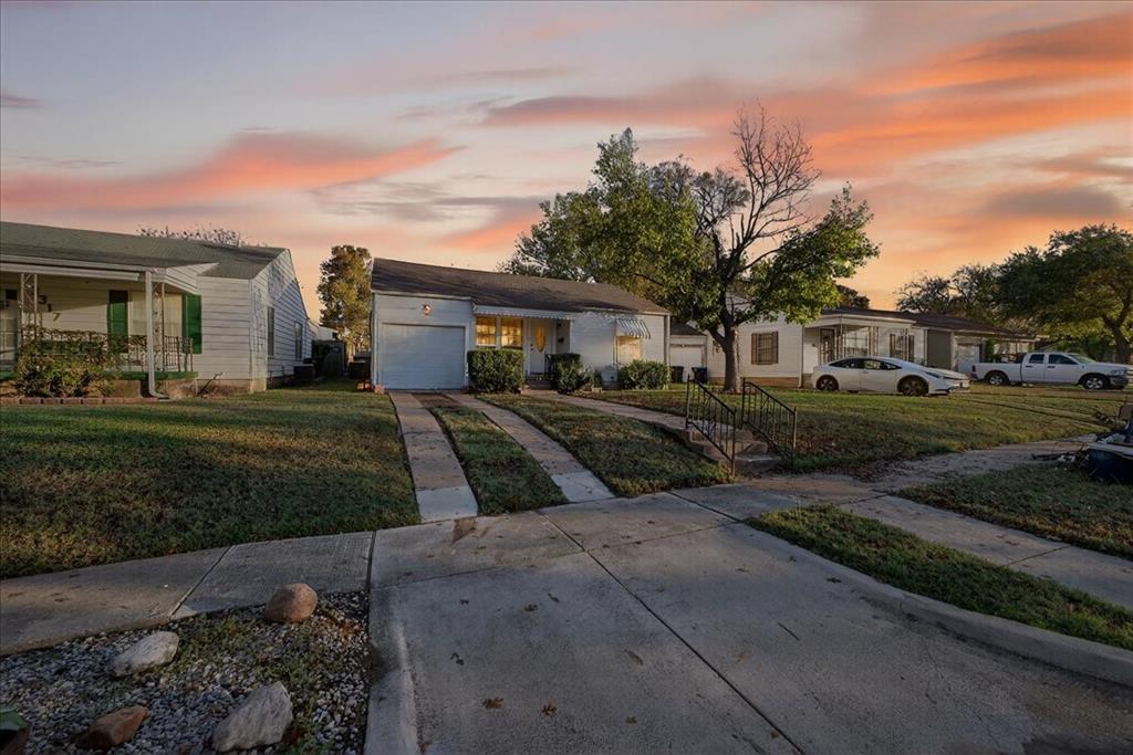 3321 Purington Avenue