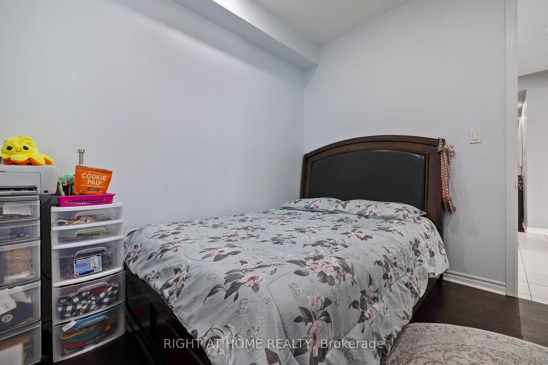 277 Seabrook Dr