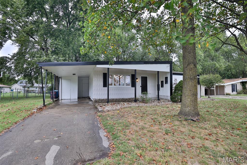 Charming Updated Home with Finished Basement – Move-In Ready!Welcome to this beautifully renovated 3-bedroom, 1-bathroom home nestled on a spacious lot in the heart of Highland, Illinois. Every inch of this property has been thoughtfully updated, offering the perfect blend of modern style and everyday functionality. Step inside to discover a bright and open main living space featuring brand-new Luxury Vinyl Plank (LVP) flooring that flows seamlessly throughout. The heart of the home is the stunning, fully redesigned kitchen. Home chefs will love the premium solid-surface countertops, stylish new cabinetry, a gas stove, and sleek stainless steel appliances. The main level also hosts a completely remodeled, sparkling clean bathroom with contemporary fixtures and finishes. Downstairs, the finished basement provides excellent additional square footage, perfect for a family media room, home office, or recreational area.  A new roof will be installed before closing!!