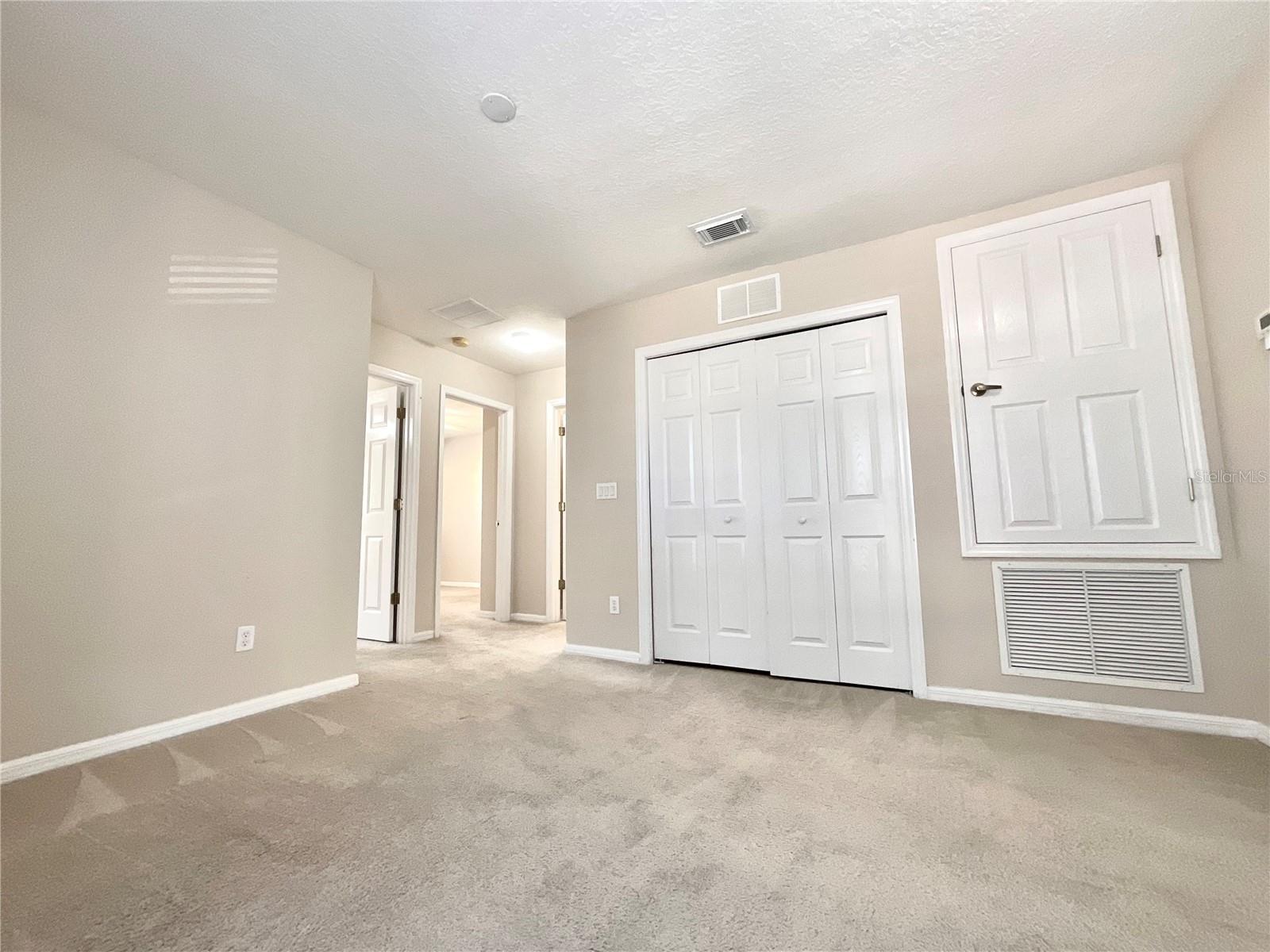 3820 Silverbell Loop