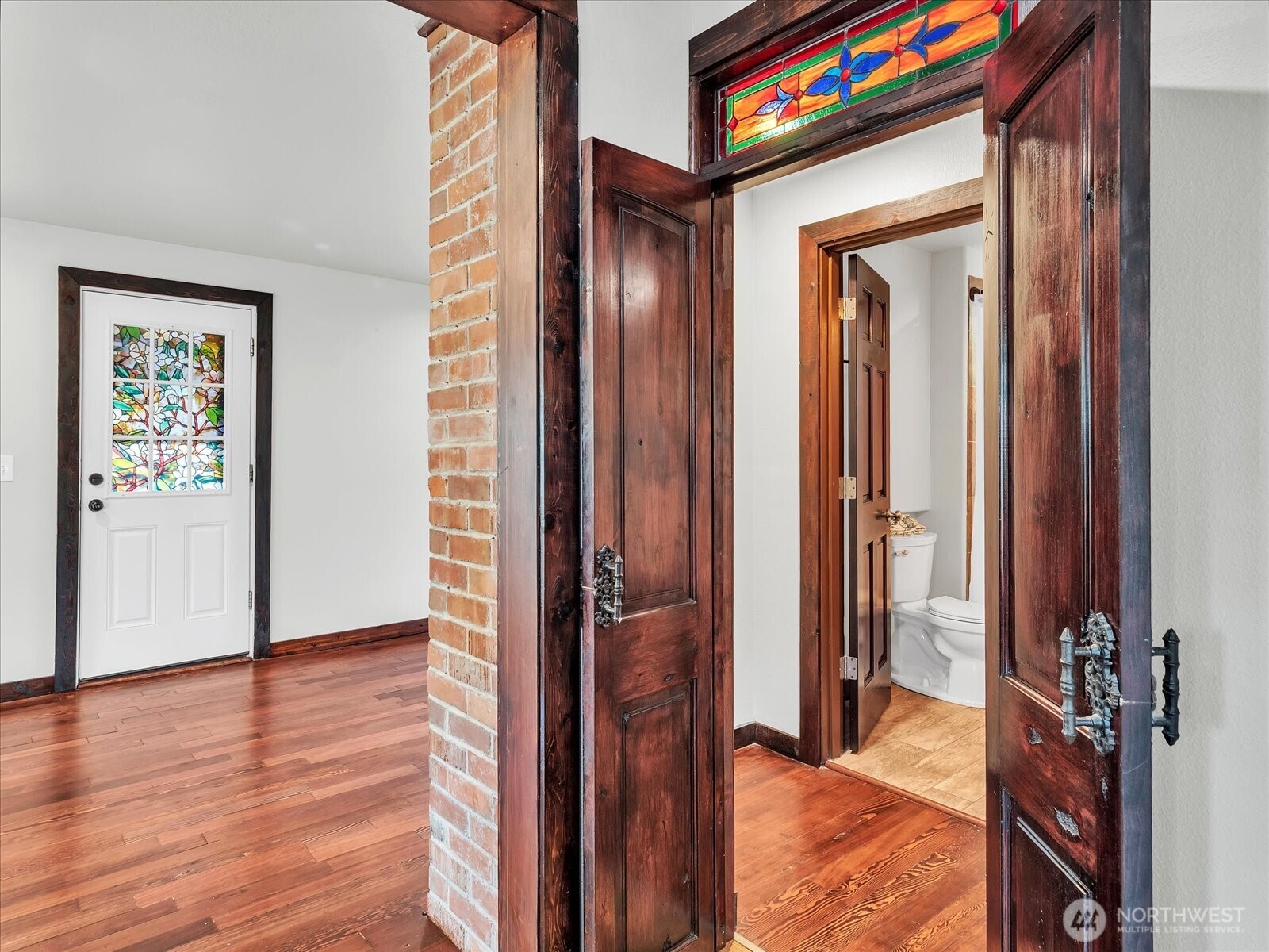 1819 Sunnyside Boulevard