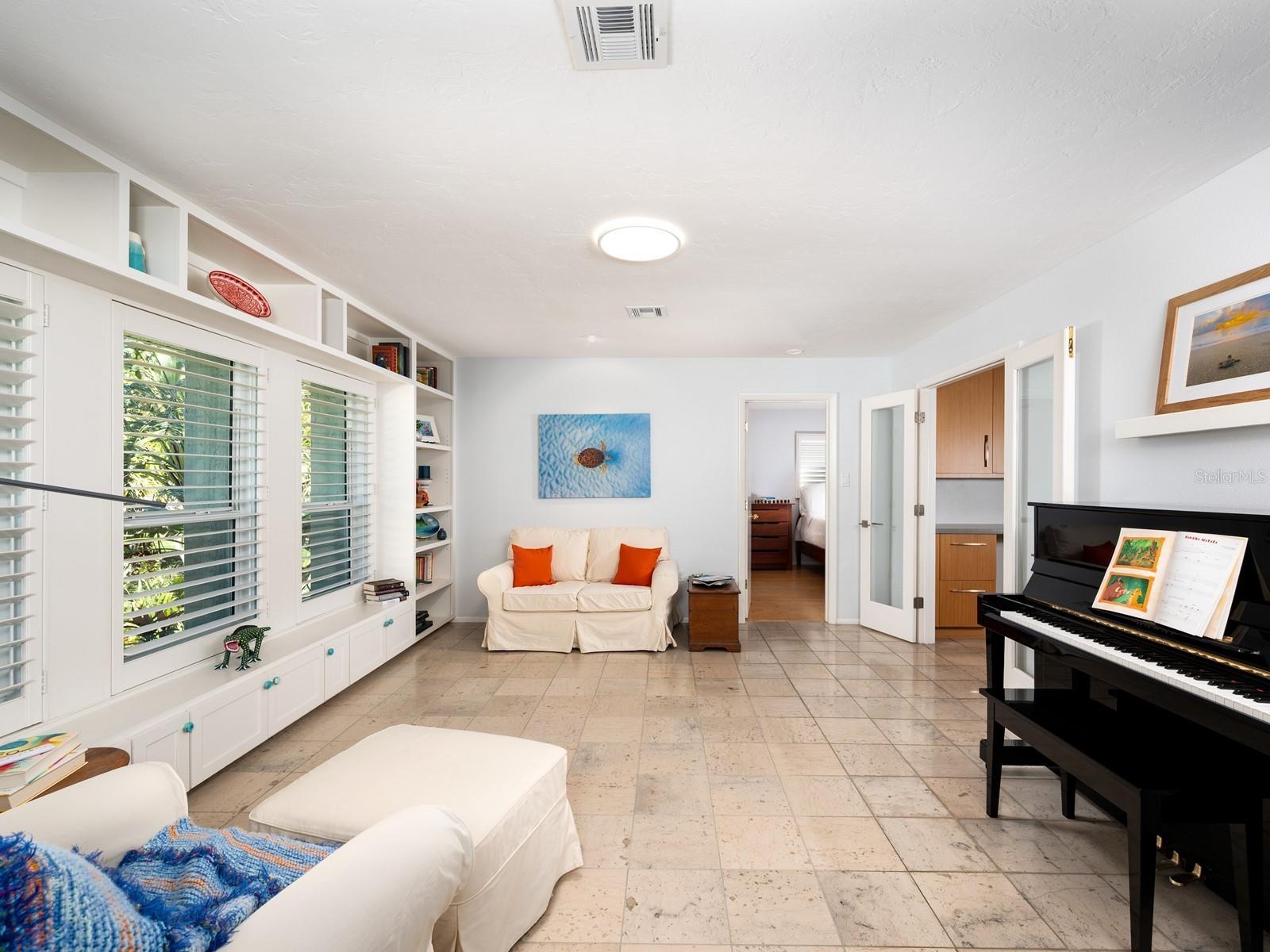 721 Cadiz Road