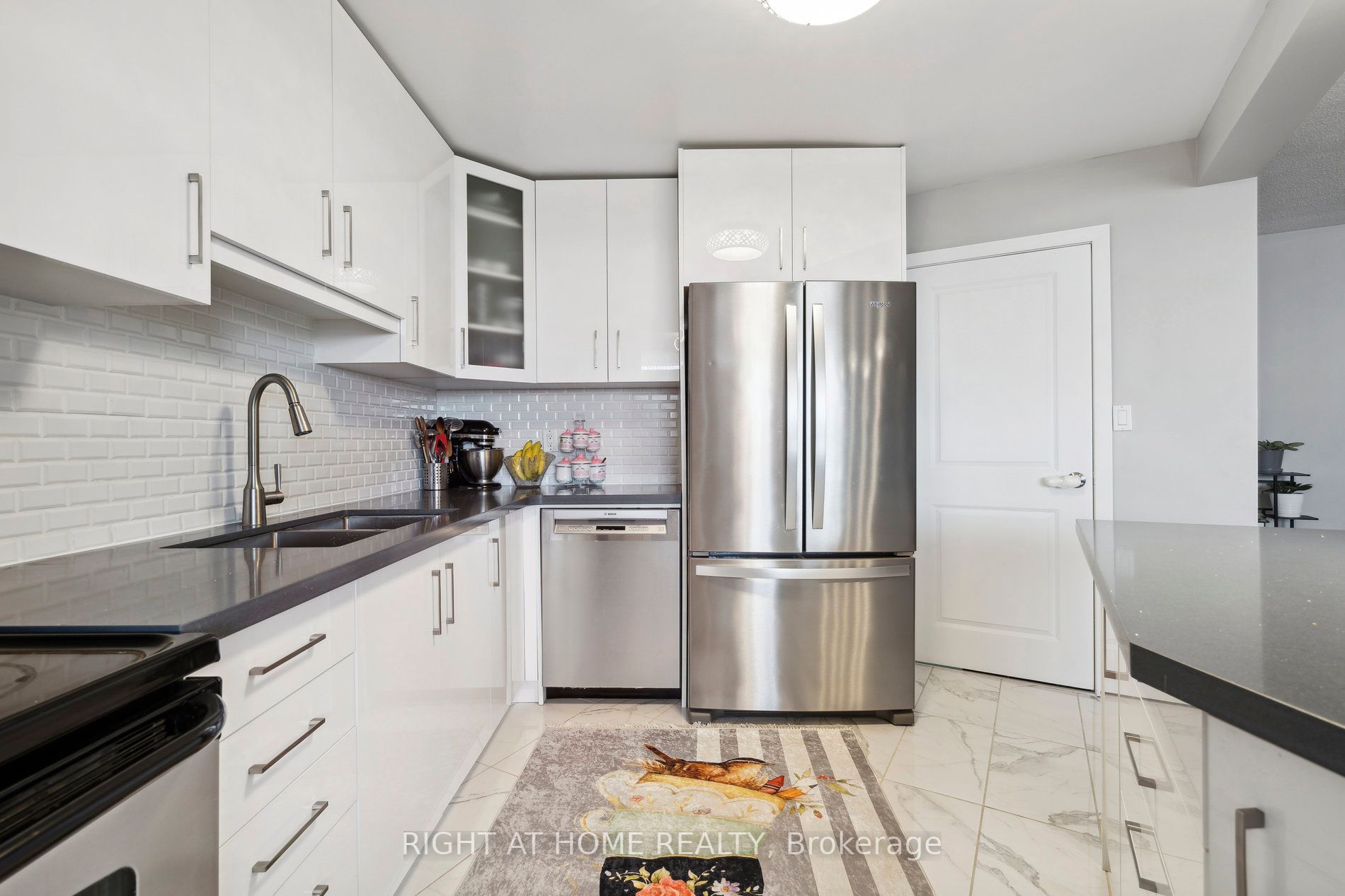 10 Edgecliff Gfwy 1814