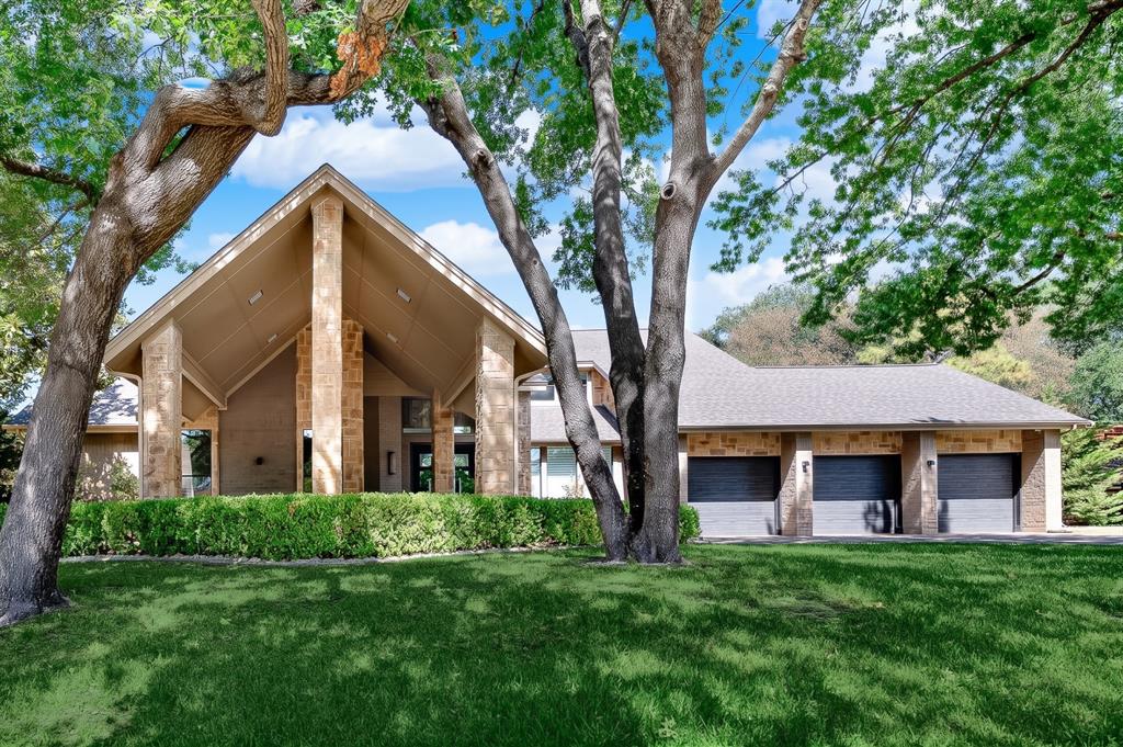 5317 Catamaran Drive