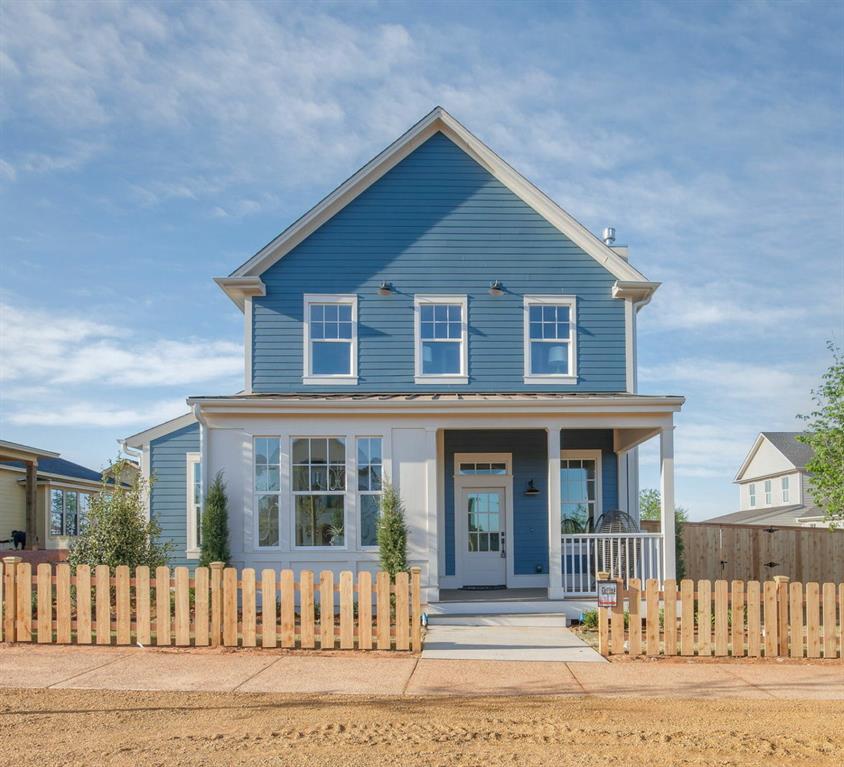 This charming two-story home is located in the walkable and tree-lined Sweetwater Village district of Selah.