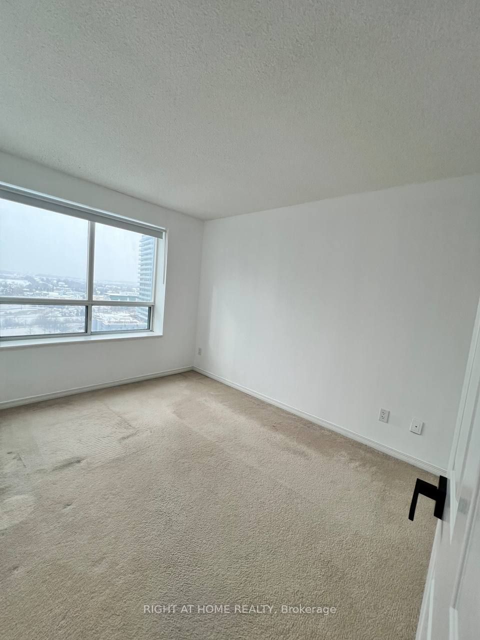 11 Oneida Cres 1202