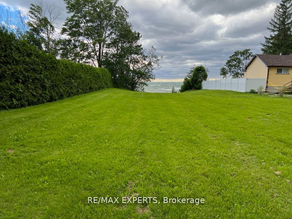 2367 Lakeshore Dr