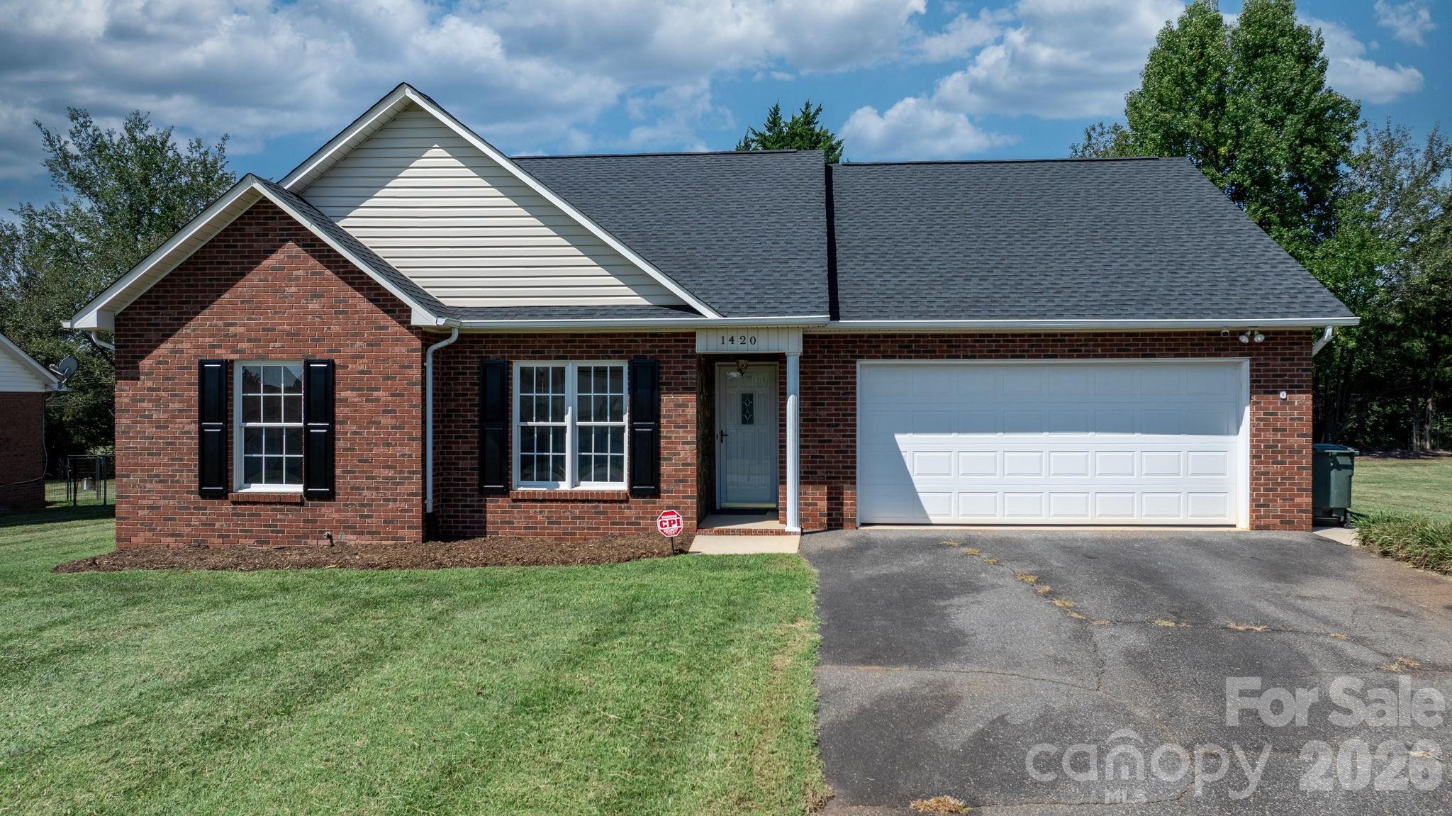 1420 Farmington Hills Drive