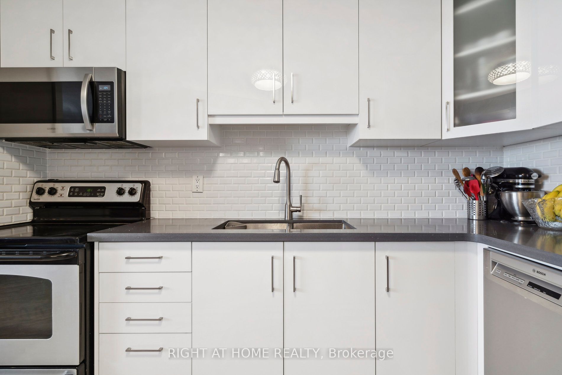 10 Edgecliff Gfwy 1814