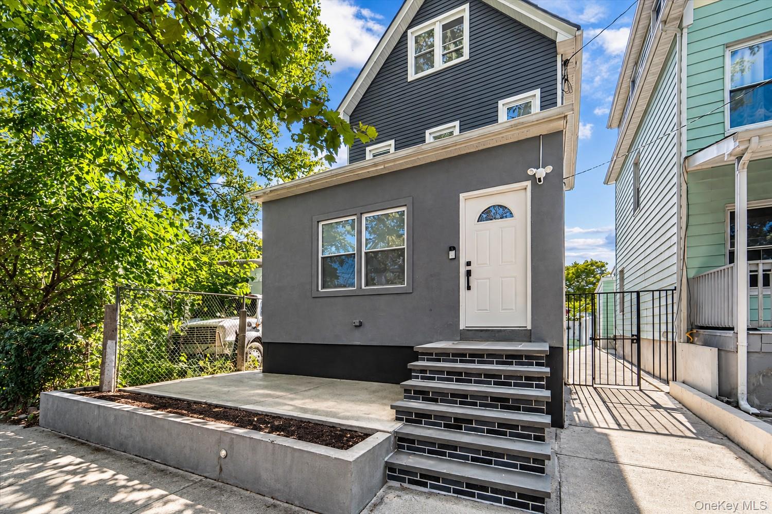 360 S 7th Avenue