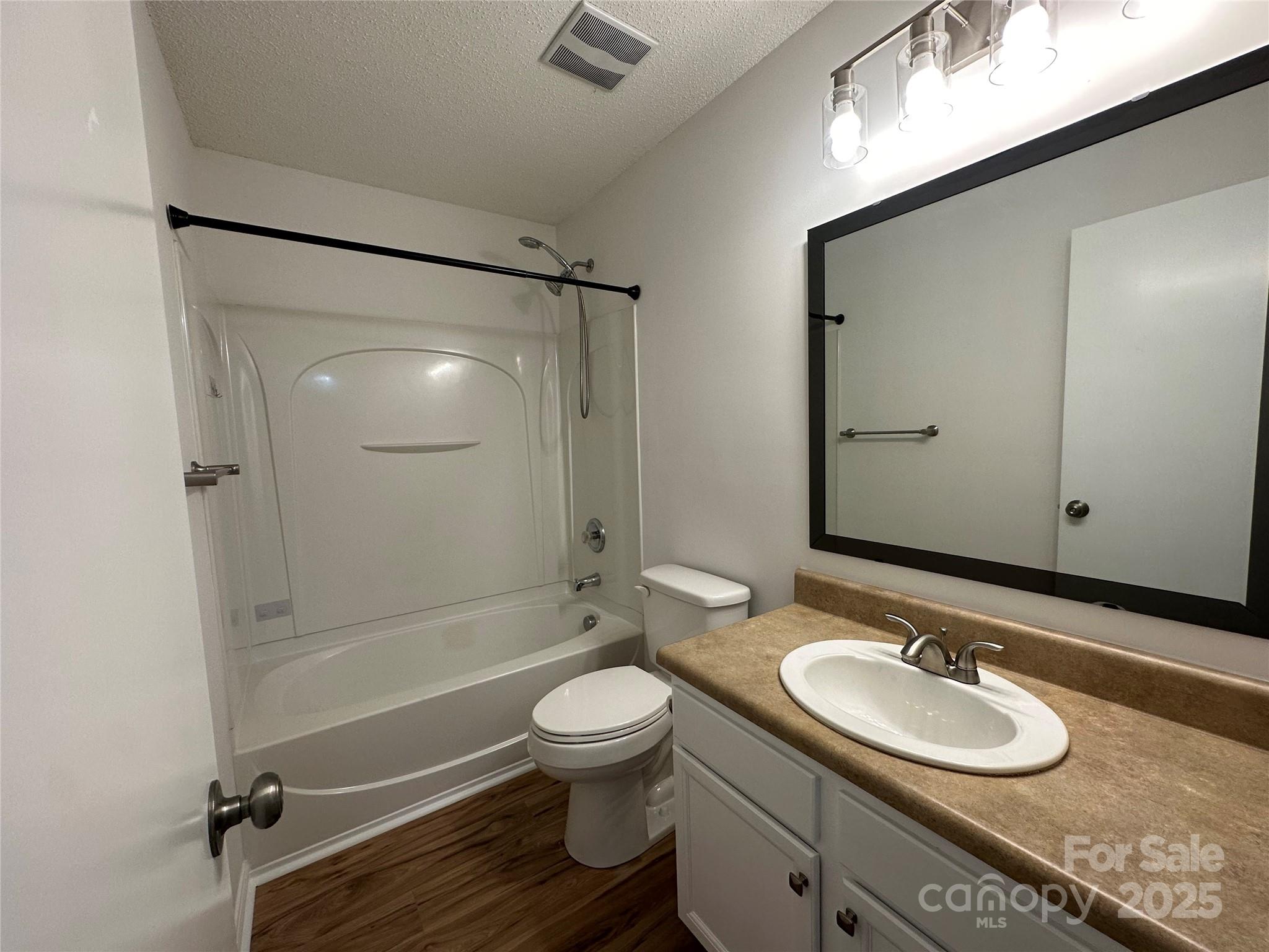 8829 Michaw Court