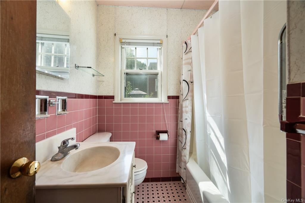 35 Topland Road