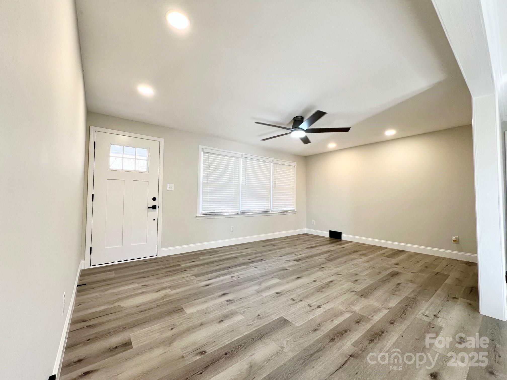 441 Kingfield Drive SW